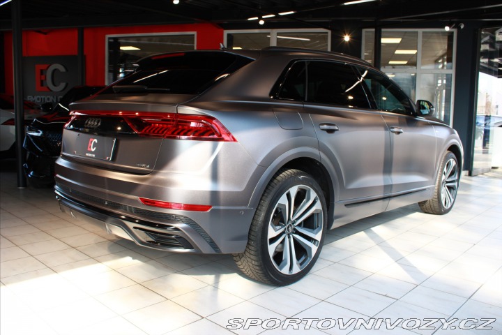 Audi Ostatní modely Q8 50 TDi quattro S Line ACC 2020