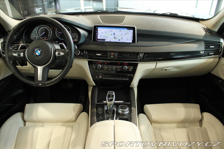 BMW X5 xDrive40d NezTop/HUD/Pano 2018