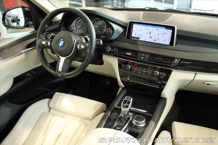 BMW X5 xDrive40d NezTop/HUD/Pano 2018