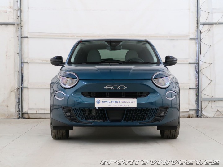 Fiat 600 1.2HYBRID,CZ,1Maj,LaPrima 1800