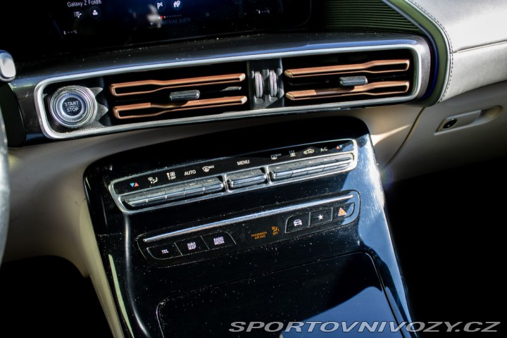 Mercedes-Benz Ostatní modely EQC 1800