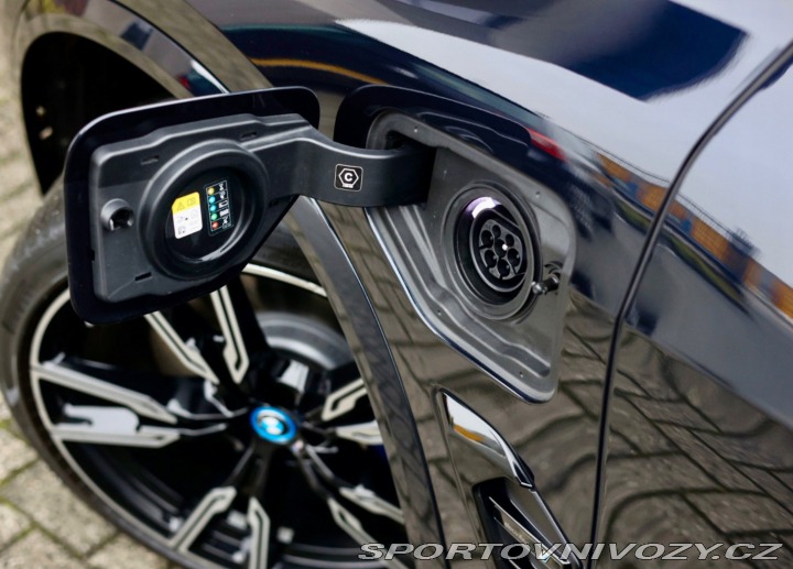 BMW X5 50e xDrive M SPORT | Pan 2023