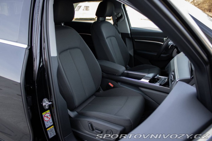 Audi Ostatní modely E-tron  50 quattro Advanced, 230 2022