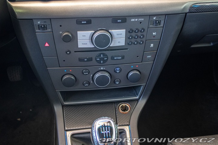 Opel Ostatní modely Vectra  C OPC 2.8 V6 Turbo 206 k 2007