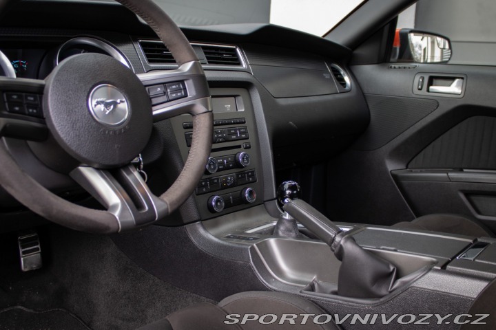 Ford Mustang BOSS 302 5.0 V8 - TRACK 2012