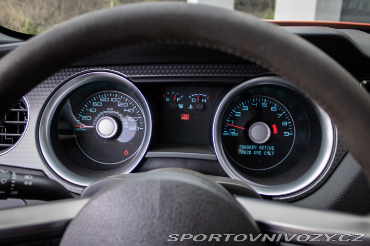 Ford Mustang BOSS 302 5.0 V8 - TRACK 2012