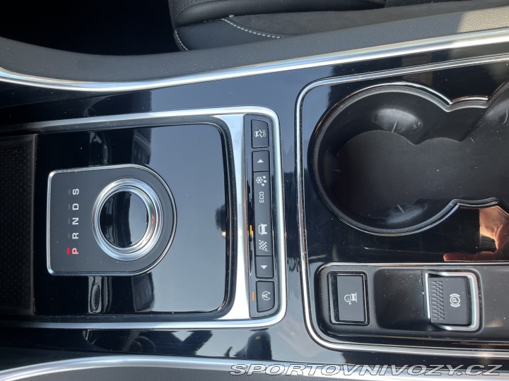 Jaguar XE 3.0 V6 Supercharged 2016