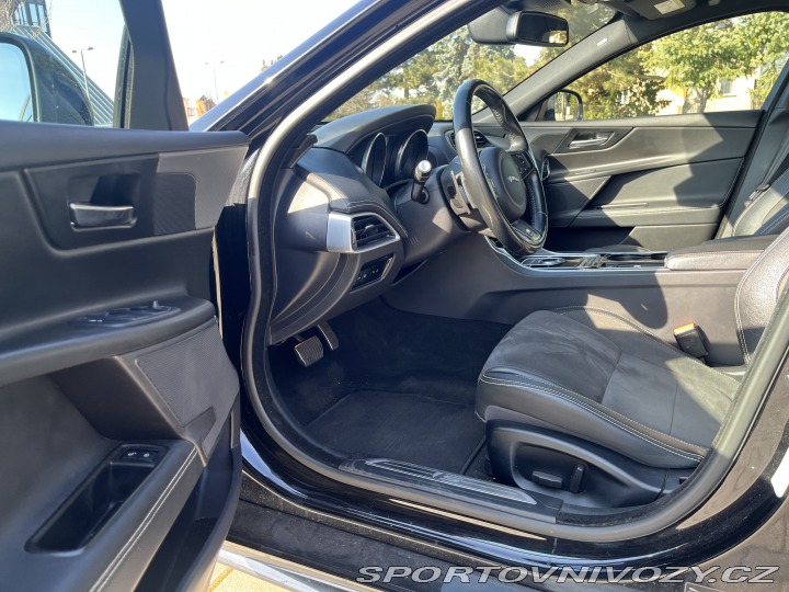 Jaguar XE 3.0 V6 Supercharged 2016