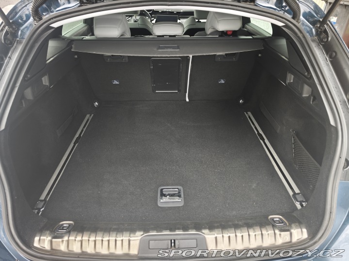 Peugeot 508 Hybrid SW NOVÁ BATERIE! 2021