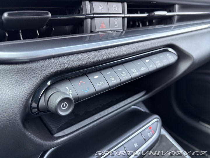 Abarth 600e SCORPIONISSIMA, 280k, ČR 2025