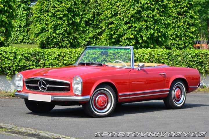 Mercedes-Benz SL 230 SL Pagoda 1964