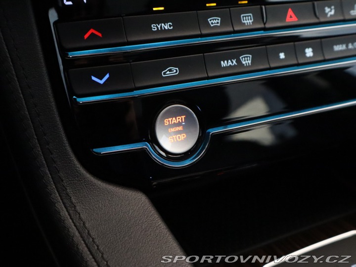 Jaguar F-Pace 30d AWD 2017