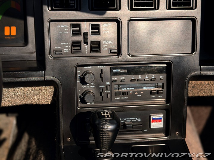 Chevrolet Corvette L98 | Manuál | 23 542 mil 1986