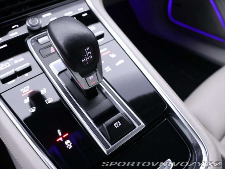 Porsche Panamera 4,0 V8 310kW Chrono Bose 2017