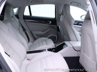 Porsche Panamera 4,0 V8 310kW Chrono Bose 2017