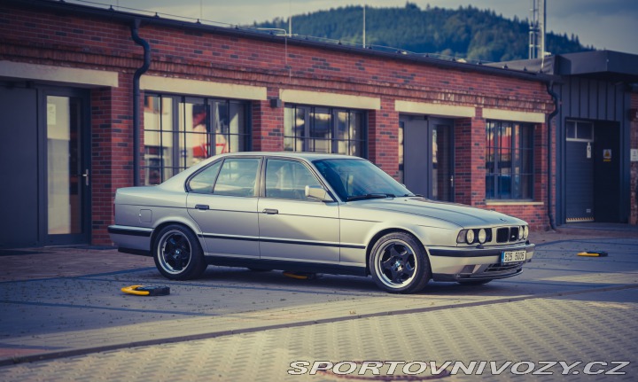 BMW M5 3,8 250kw 1992