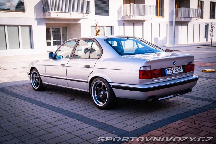 BMW M5 3,8 250kw 1992