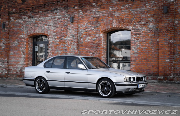 BMW M5 3,8 250kw 1992
