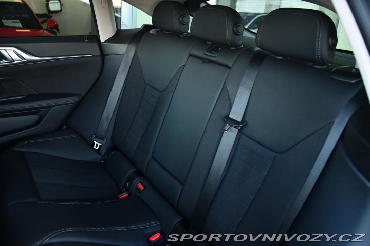 BMW i4 eDrive40 NAV REZERVACE 2023