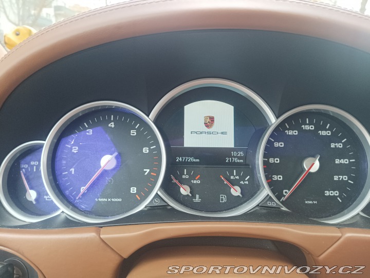 Porsche Cayenne turbo 4.5 V8, 331kw/450hp 2004