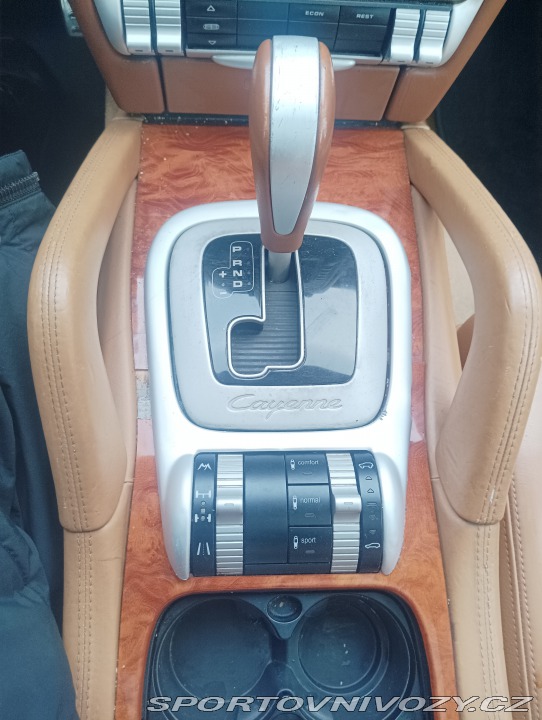 Porsche Cayenne turbo 4.5 V8, 331kw/450hp 2004