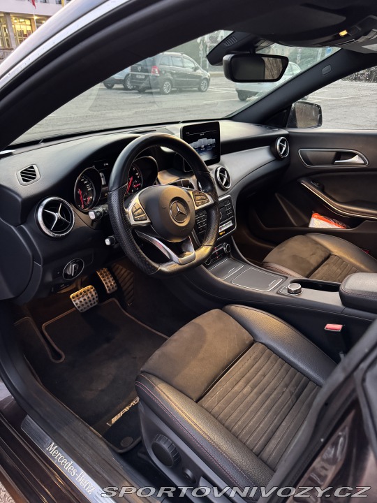 Mercedes-Benz CLA CLA 200d AMG paket 2018