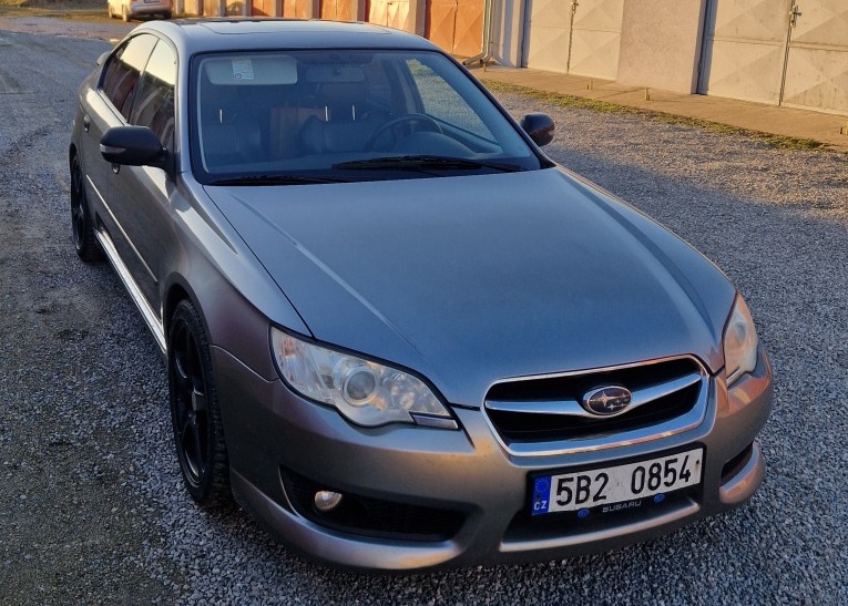 Subaru Legacy 3.0 H6 spec B