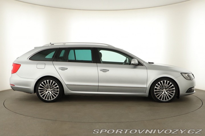 Škoda Superb Laurin&Klement 3.6 FS 2013