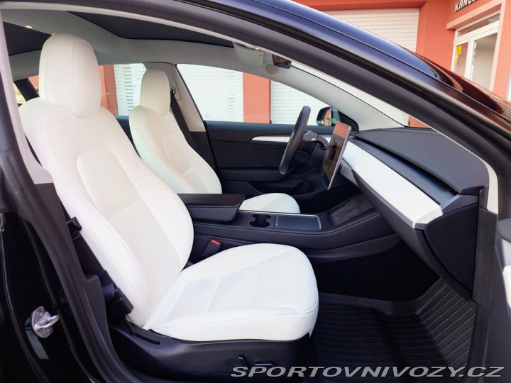 Tesla Model 3 Long Range Dual Motor - 3 2022