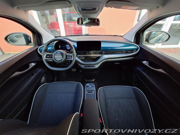 Fiat 500 500e 42 kWh 87 kW (ODPOČ 2023
