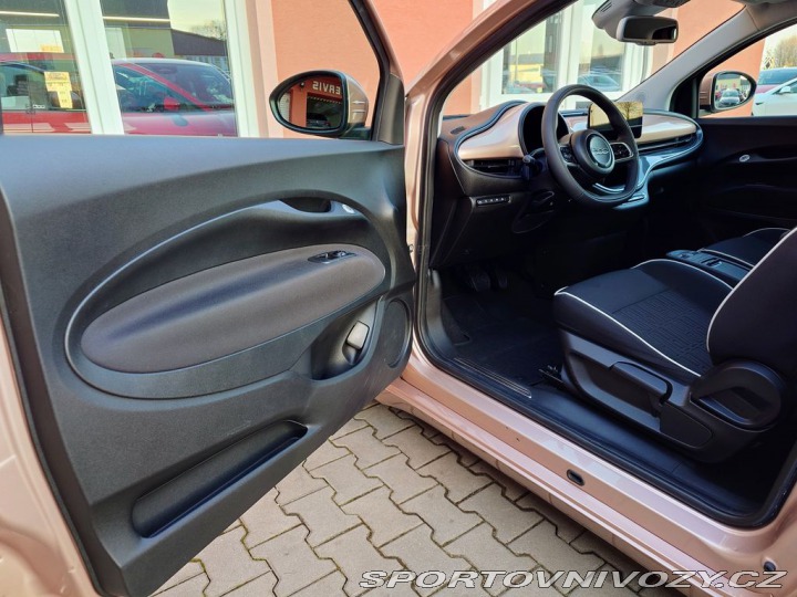 Fiat 500 500e 42 kWh 87 kW (ODPOČE 2023