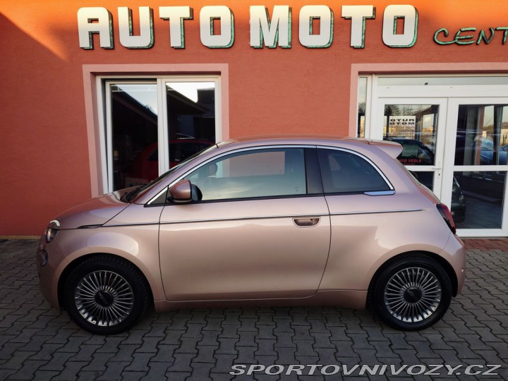Fiat 500 500e 42 kWh 87 kW (ODPOČE 2023