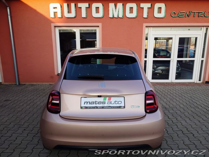Fiat 500 500e 42 kWh 87 kW (ODPOČE 2023