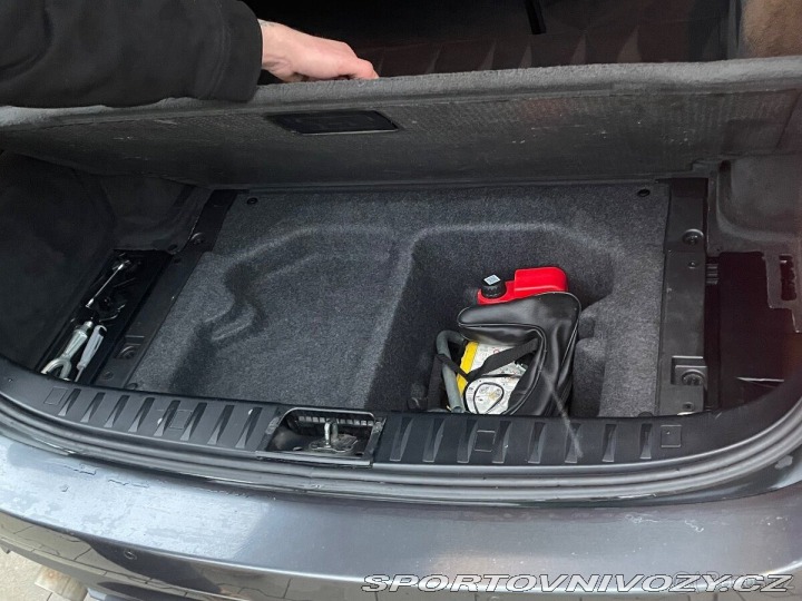 BMW 3 2,0   Krásné 1800