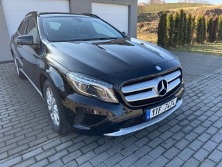 Mercedes-Benz  GLA 200D 4x4