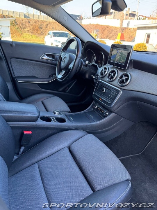 Mercedes-Benz Ostatní modely GLA 200D 4x4 2016
