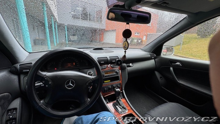 Mercedes-Benz C 2,2   220 CDI (W203) 2003