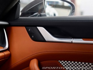 Porsche 911 Turbo PDK 2023