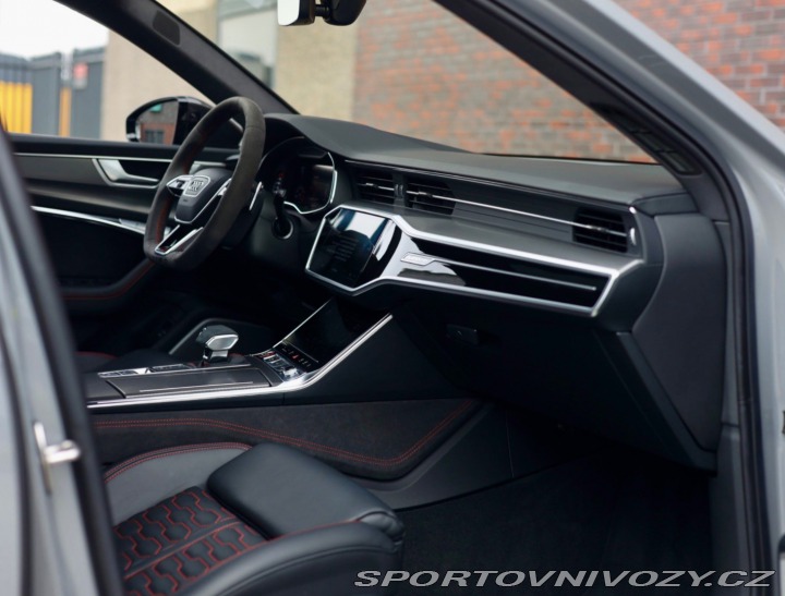 Audi RS6 Avant 4.0 TFSI V8 Quattr 2022