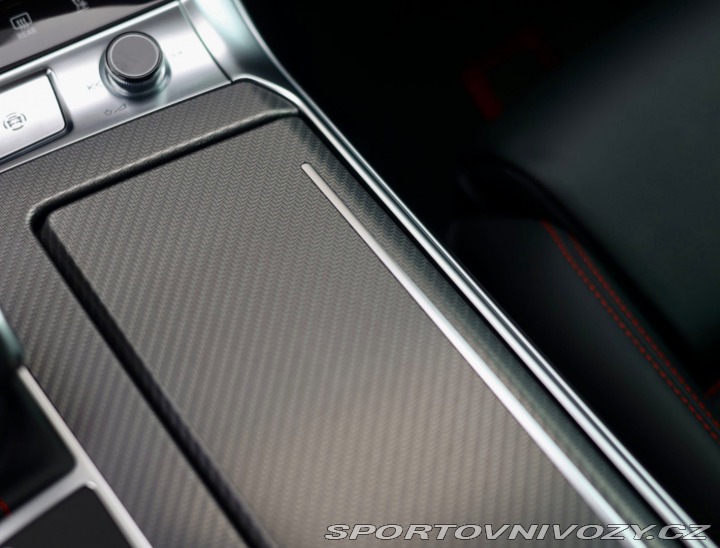 Audi RS6 Avant 4.0 TFSI V8 Quattr 2022