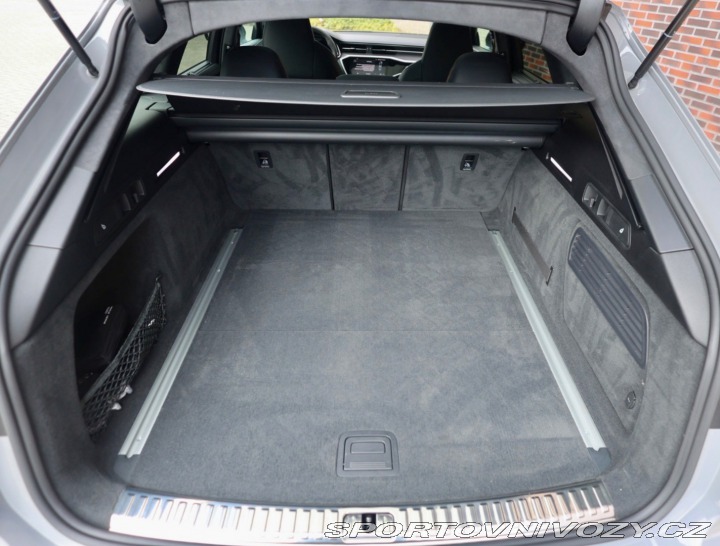 Audi RS6 Avant 4.0 TFSI V8 Quattr 2022