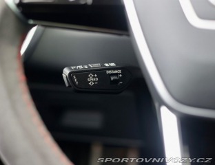 Audi RS6 Avant  4.0 TFSI V8 Quattr 2022