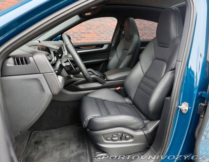 Porsche Cayenne Coupe 3.0 V6 E-Hybrid Sp 2024