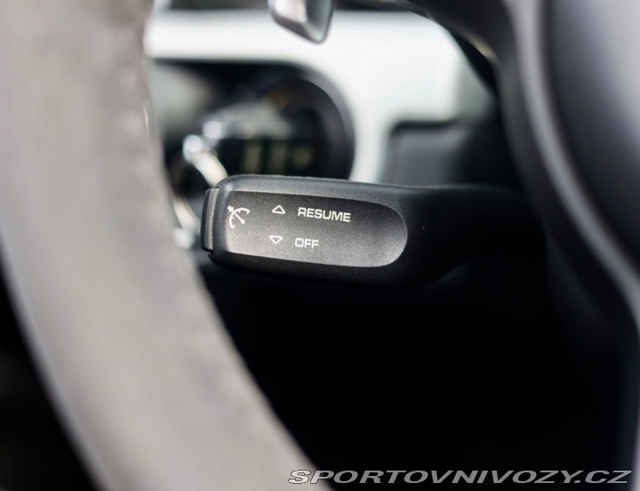 Porsche 911 4 GTS | Sport Chrono - B 2018