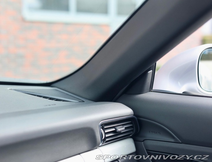 Porsche 911 4 GTS | Sport Chrono - B 2018