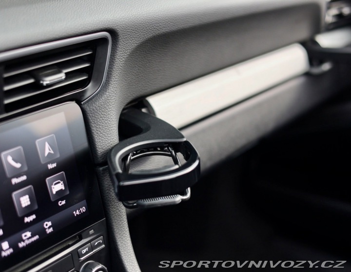 Porsche 911 4 GTS | Sport Chrono - B 2018