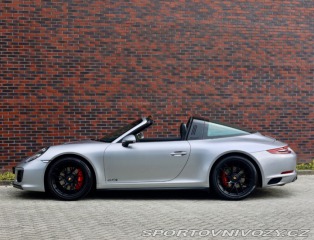 Porsche 911 4 GTS | Sport Chrono - B 2018