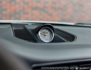 Porsche 911 4 GTS | Sport Chrono - B 2018