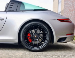 Porsche 911 4 GTS | Sport Chrono - B 2018