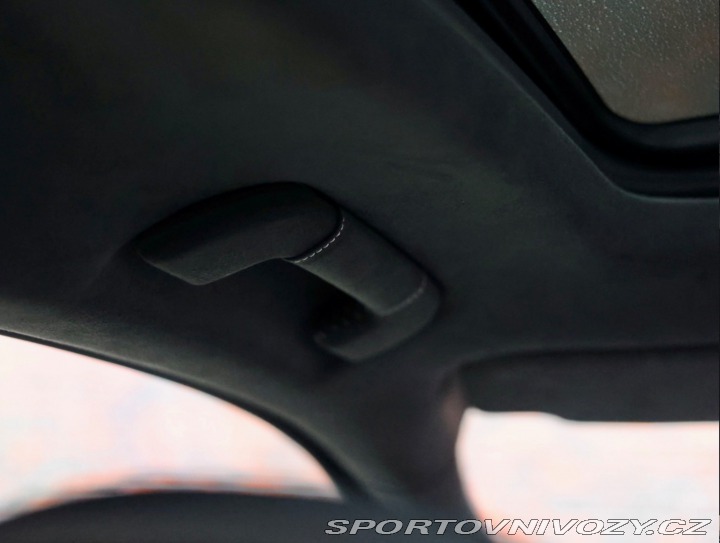 Porsche Cayenne 3.0 V6 E-Hybrid 470PS | 2025